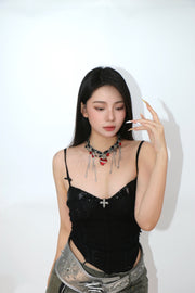 Heart of The Thorns Necklace