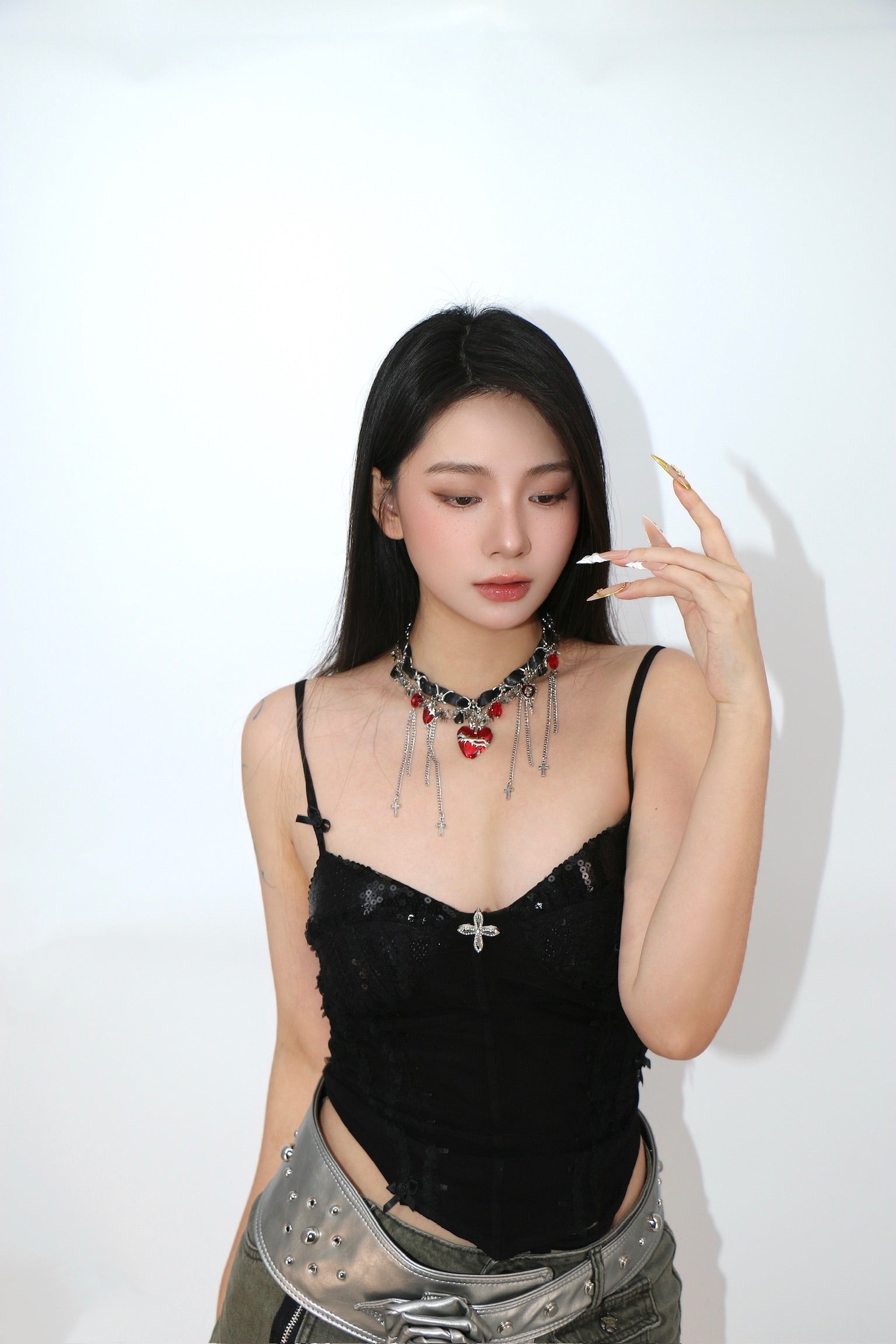 Heart of The Thorns Necklace